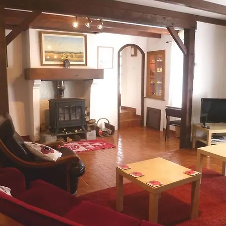 Les Glycines Gite - Beautiful,peaceful Location With Pool Holiday home Vernoux-en-Gatine