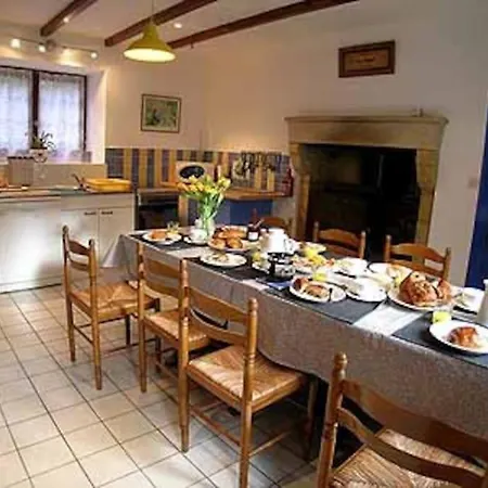 Les Glycines Gite - Beautiful,peaceful Location With Pool *